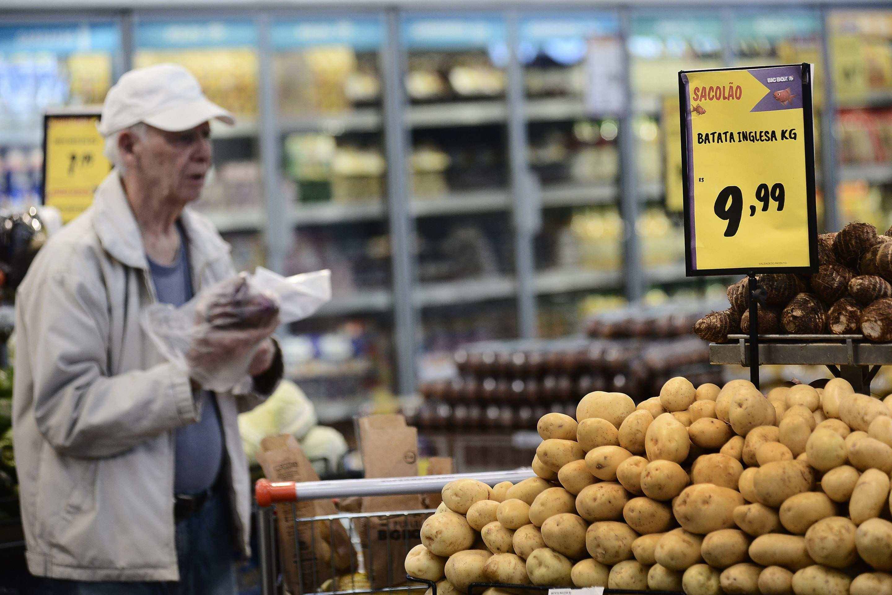 Segundo a Ceasa, h&aacute; falta de safras de batata pr&oacute;ximas &agrave; capital, o que encarece o frete