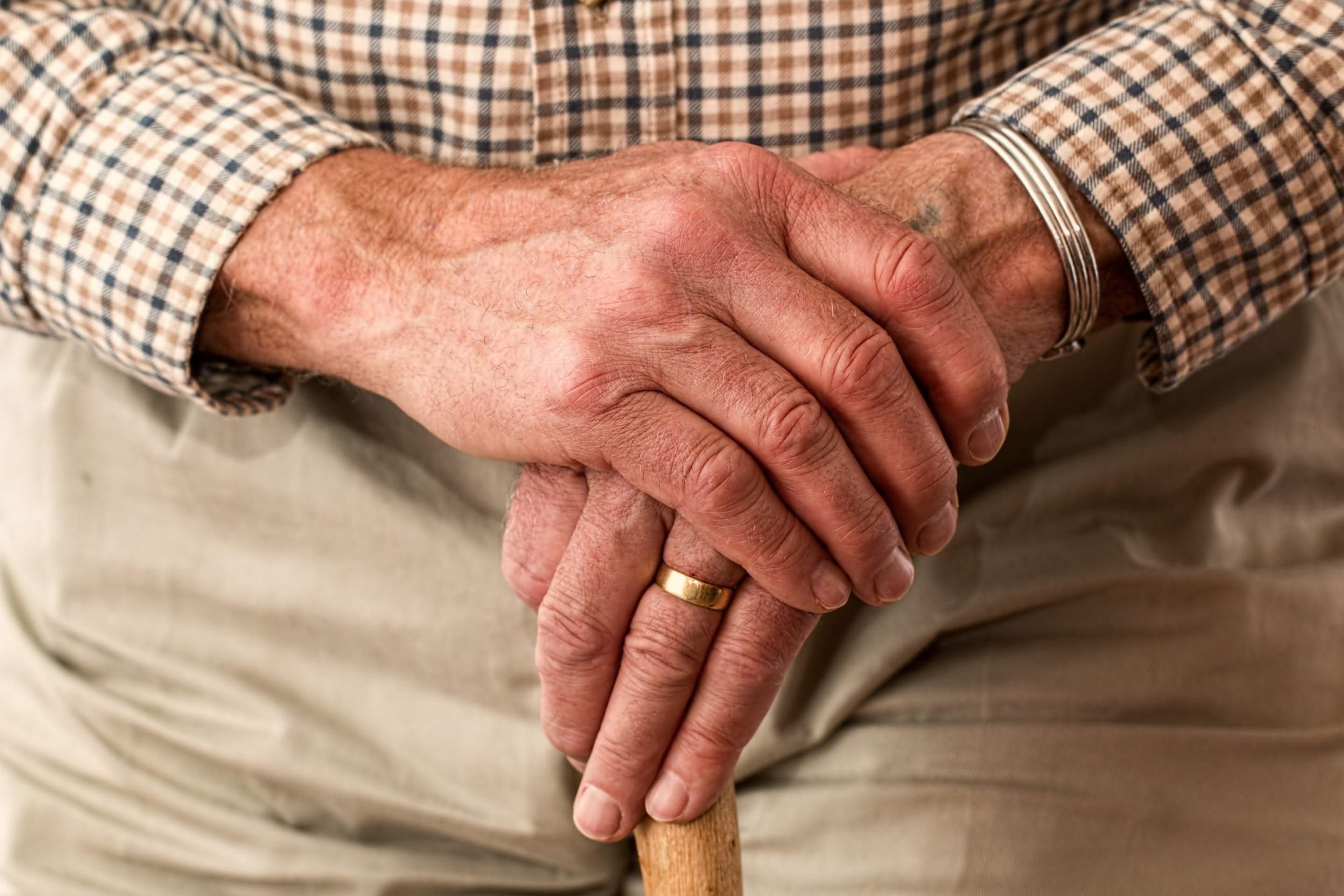 Estudo testa transplante de células como tratamento para Parkinson