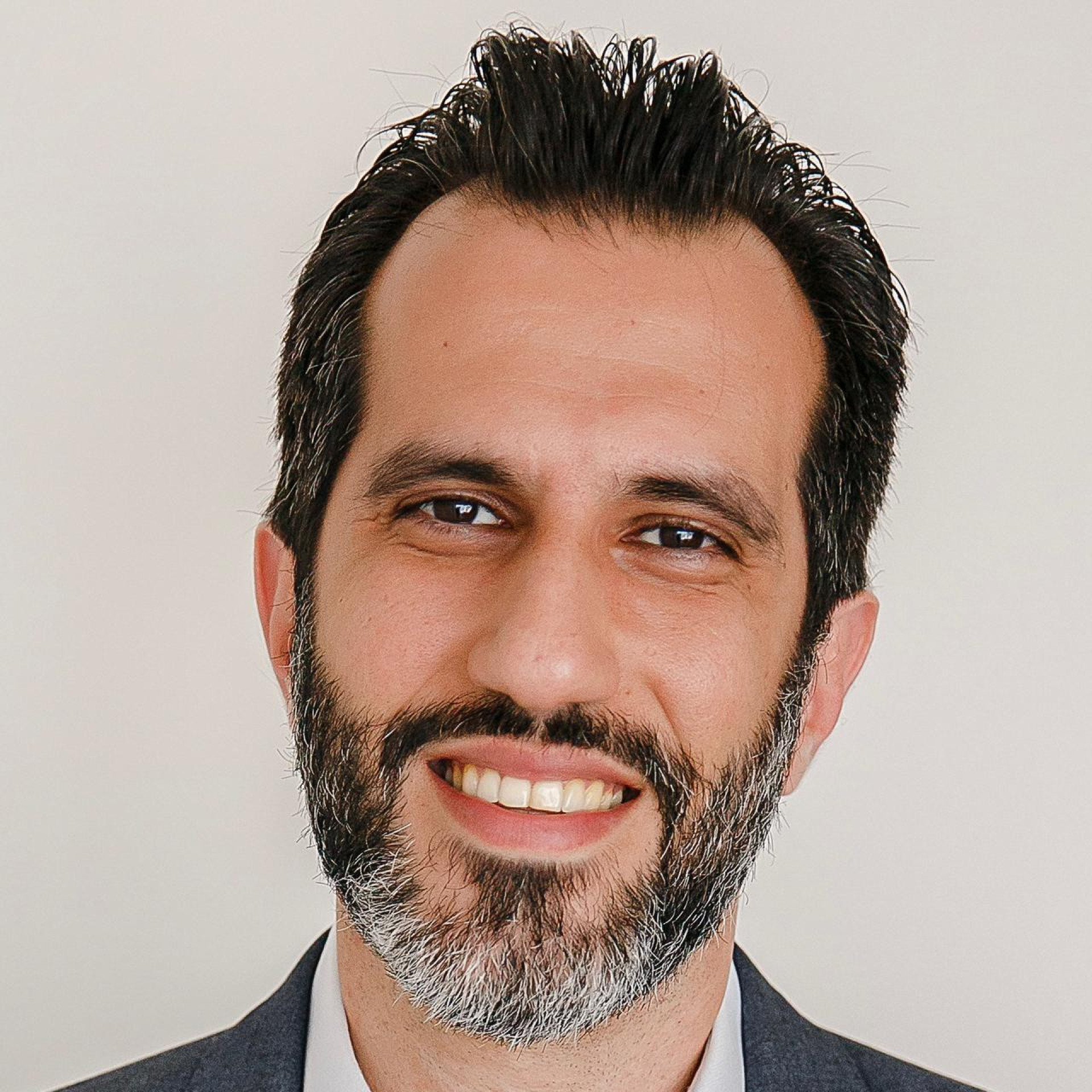 Bruno Burjaili, neurocirurgi&atilde;o 