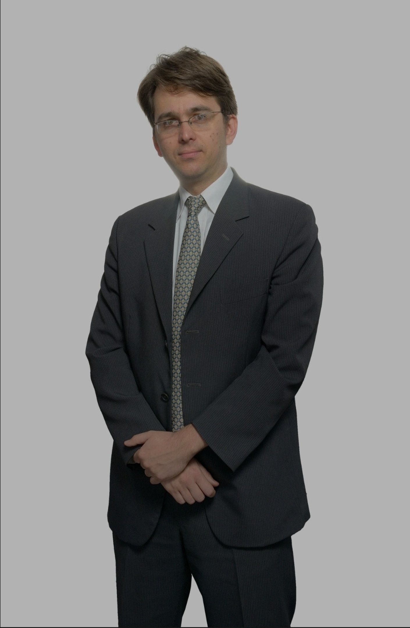 Luiz Dellore, doutor pela USP e professor do Mackenzie, avalia que o enunciado foi mal formulado e comporta mais de uma pe&ccedil;a correta  