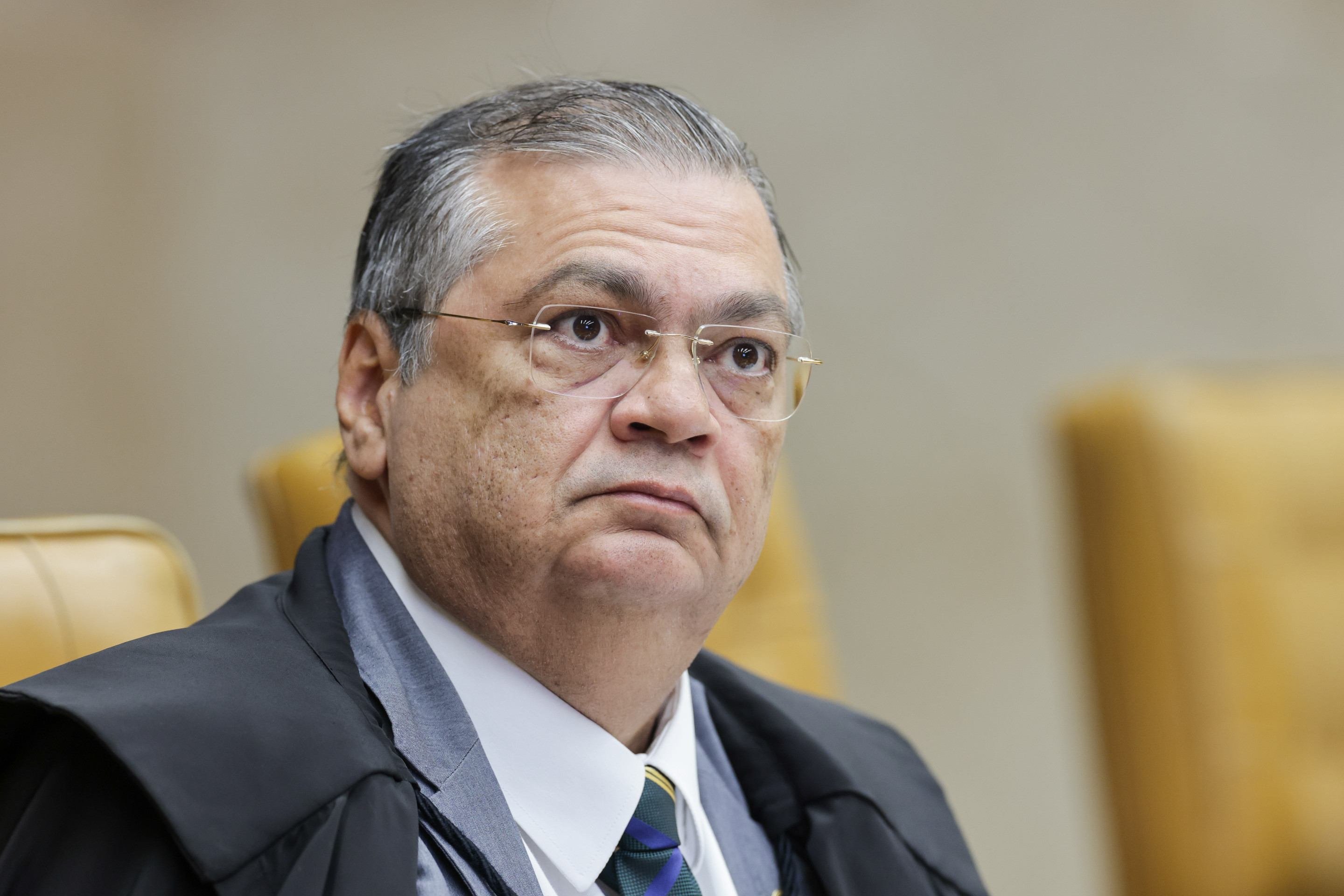 Dino: 'Cunha, desprovido de mandato, aparece como vetor relevante de remanejamento de emendas' Ministro Flávio Dino, do Supremo Tribunal Federal STF