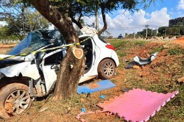 Colisão deixou um homem morto e duas crianças feridas - (crédito: Letícia Mouhamad/CB/DA Press) Colisão deixou um homem morto e duas crianças feridas - (crédito: Letícia Mouhamad/CB/DA Press)