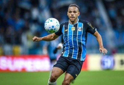 Atacante dinamarquês Martin Braithwaite não enfrentará o Cruzeiro no amistoso deste domingo (12) -  (crédito: Foto: Lucas Uebel / Grêmio FBPA) -Atacante dinamarquês Martin Braithwaite não enfrentará o Cruzeiro no amistoso deste domingo (12) -  (crédito: Foto: Lucas Uebel / Grêmio FBPA)