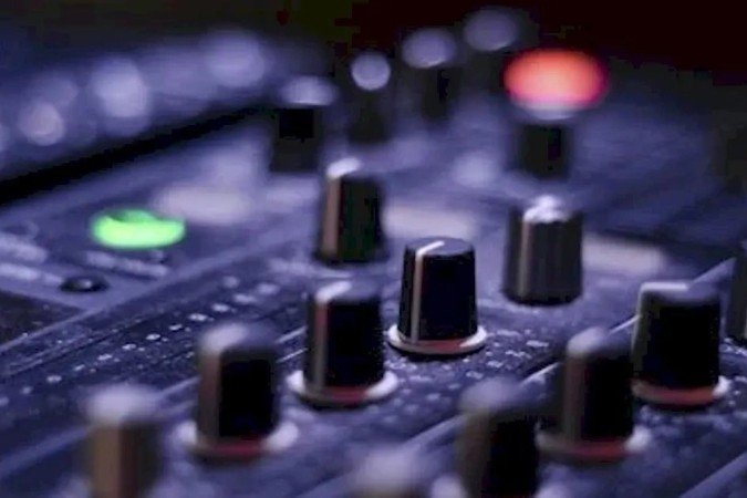 Como a Inteligência Artificial redefine criação de hits - (crédito: TMJBrazil) Como a Inteligência Artificial redefine criação de hits - (crédito: TMJBrazil)