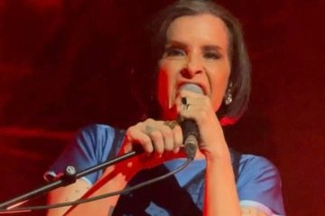 Marina Lima reage após polêmica sobre fumar maconha para criar músicas - (crédito: Reprodução/Instagram Marina Lima) Marina Lima reage após polêmica sobre fumar maconha para criar músicas - (crédito: Reprodução/Instagram Marina Lima)