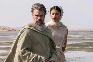 Matt Damon, Odisseu, na trama, ao lado de Zendaya - (crédito: Universal Pictures/Divulgação) Matt Damon, Odisseu, na trama, ao lado de Zendaya - (crédito: Universal Pictures/Divulgação)