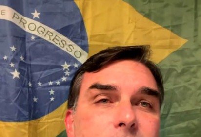 Para o parlamentar, a leitura do último documento serviu apenas como uma 