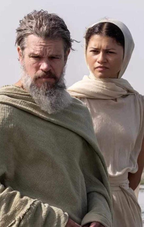Matt Damon, Odisseu, na trama, ao lado de Zendaya - (crédito: Universal Pictures/Divulgação) Matt Damon, Odisseu, na trama, ao lado de Zendaya - (crédito: Universal Pictures/Divulgação)