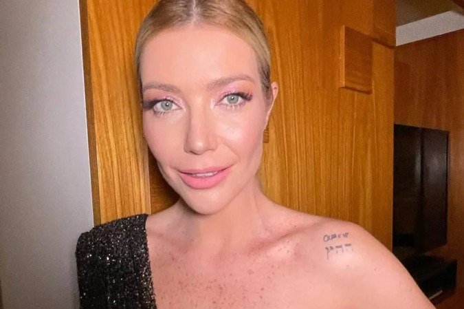 Cantora explicou como surgiu a decisão de fazer um projeto religioso - (crédito: Reprodução/Instagram) Cantora explicou como surgiu a decisão de fazer um projeto religioso - (crédito: Reprodução/Instagram)