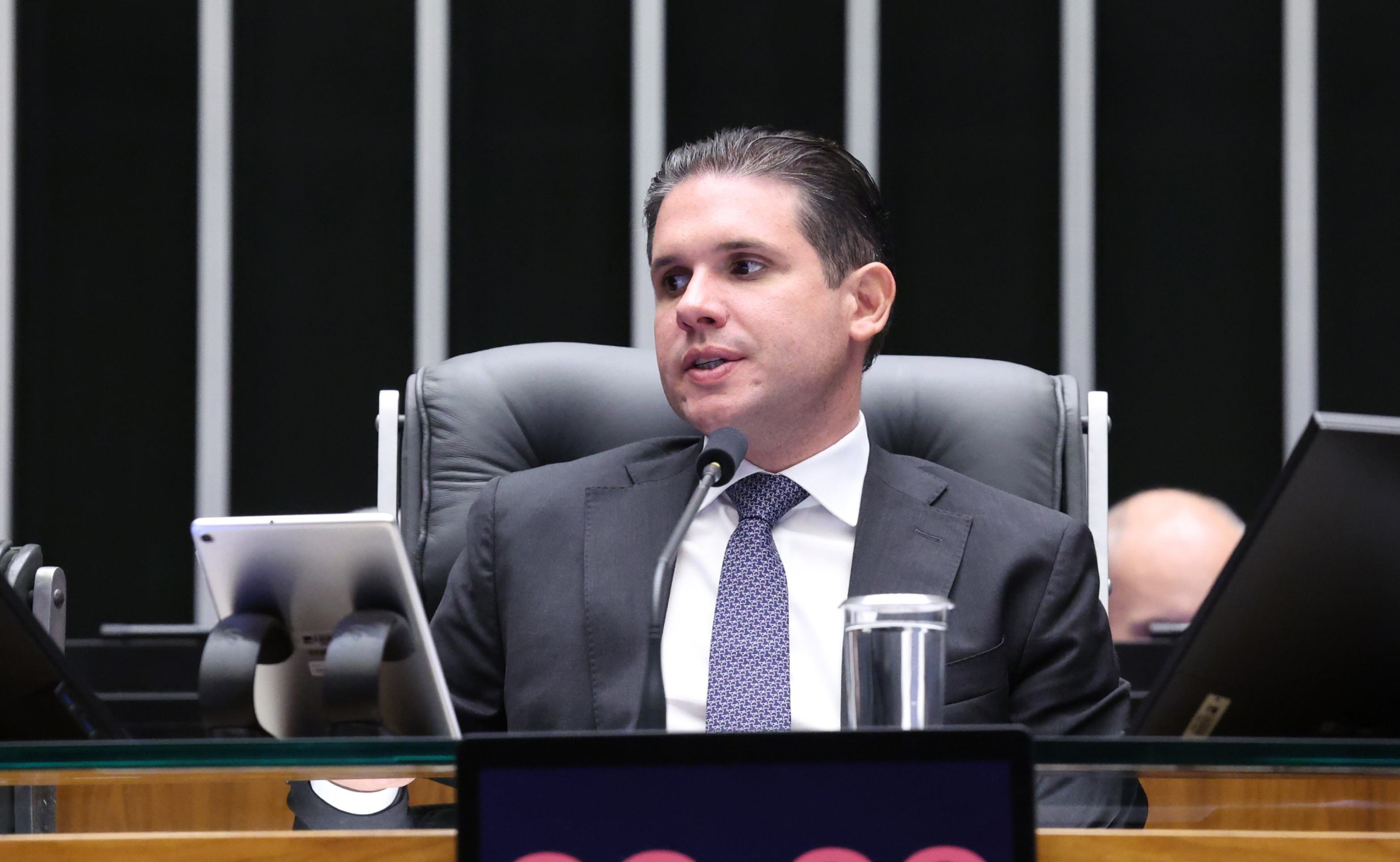 Na Câmara, emendas sem autor somam R$ 1,3 bilhão 