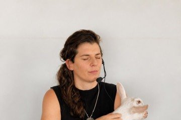 Andrea organiza o projeto para unir yoga e os animais - (crédito: Milena dos Santos) Andrea organiza o projeto para unir yoga e os animais - (crédito: Milena dos Santos)