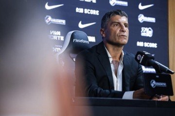 Neste primeiro mês, o foco do trabalho foi a organização da equipe e a implementação de suas ideias de jogo - (crédito: Matheus Lima/Vasco) Neste primeiro mês, o foco do trabalho foi a organização da equipe e a implementação de suas ideias de jogo - (crédito: Matheus Lima/Vasco)