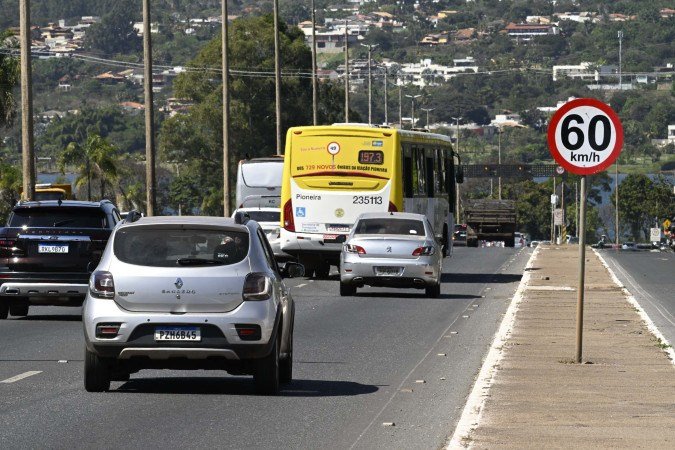  15.07.2026 Carlos Vieira CB/DA Press. Pauta velocidade na ponte JK
