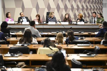 Antes do requerimento, a Comissão de Direitos Humanos realizou audiência pública, em julho, com pais e alunos que seguem a modalidade - (crédito: Edilson Rodrigues/Agência Senado) Antes do requerimento, a Comissão de Direitos Humanos realizou audiência pública, em julho, com pais e alunos que seguem a modalidade - (crédito: Edilson Rodrigues/Agência Senado)