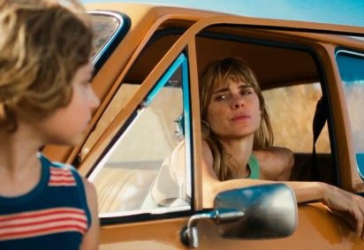 O longa de Anne Pinheiro Guimar&atilde;es traz uma m&atilde;e, Helena (Carolina Dieckmann), com problemas existenciais -  (crédito: Bananeira filmes/ Divulgação) -O longa de Anne Pinheiro Guimar&atilde;es traz uma m&atilde;e, Helena (Carolina Dieckmann), com problemas existenciais -  (crédito: Bananeira filmes/ Divulgação)