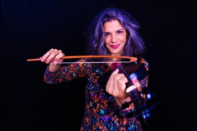 Rabequeira Maísa Arantes também participa da festa