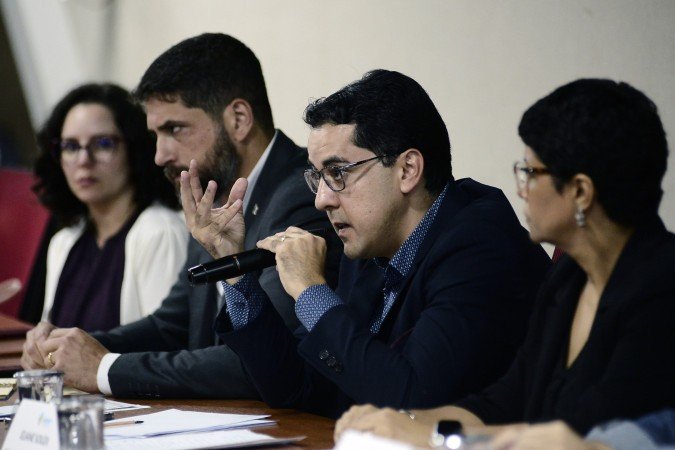 Secretário reforça confiança na rede pública após mortes: "Equipe do HRSam é altamente capacitada" - (crédito: Minervino Júnior/CB/D.A.Press) Secretário reforça confiança na rede pública após mortes: "Equipe do HRSam é altamente capacitada" - (crédito: Minervino Júnior/CB/D.A.Press)