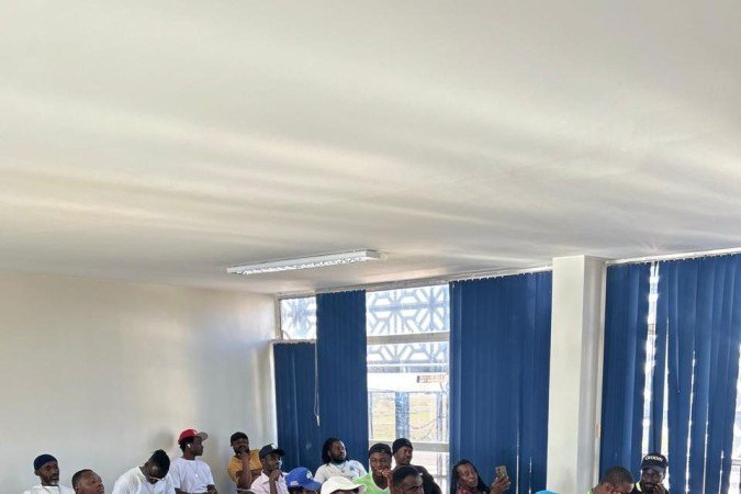 Estudantes em encontro da Educafro