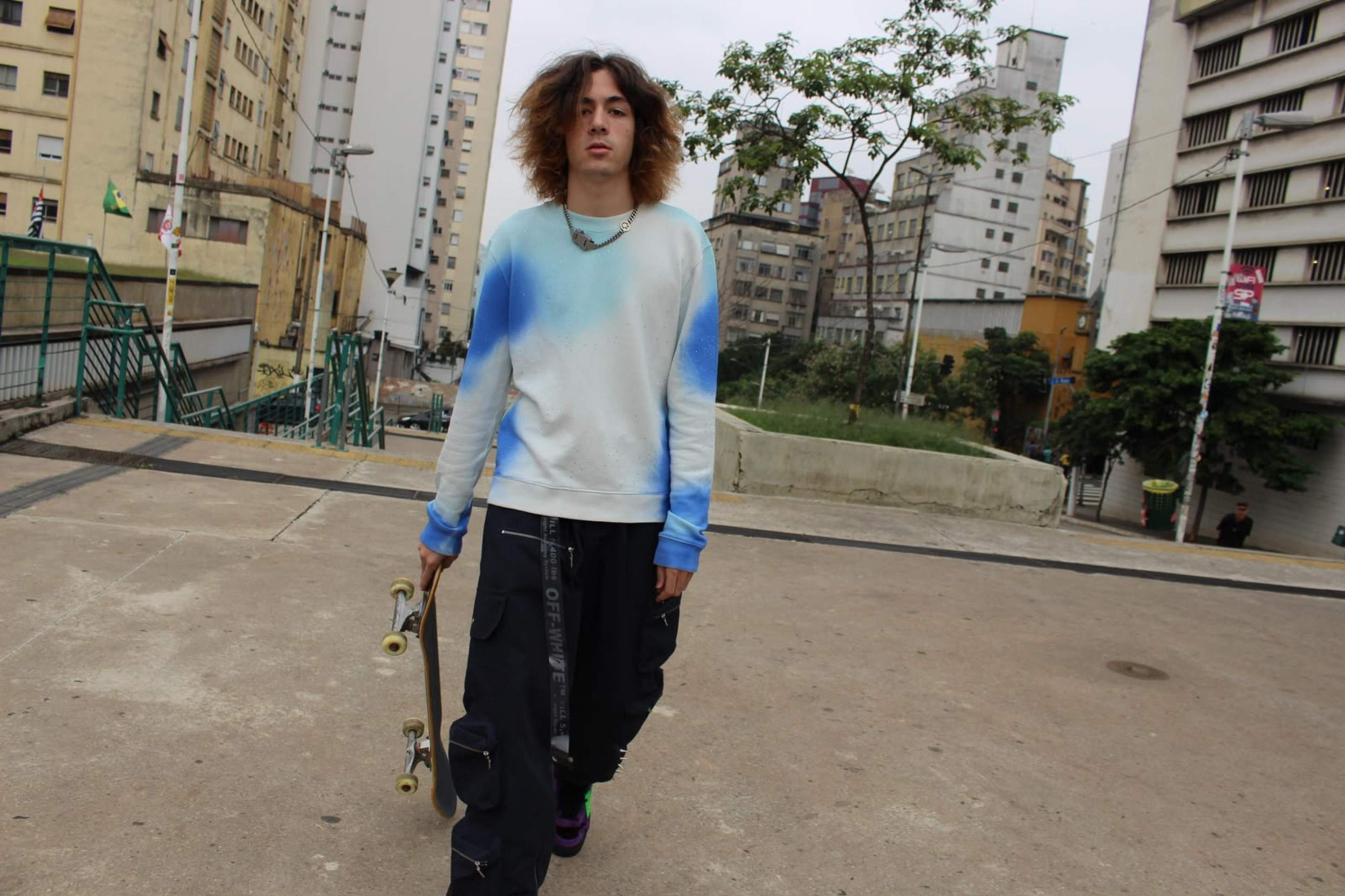 Do skate ao mundo fashion: como a cultura urbana moldou a vida de George Esteve