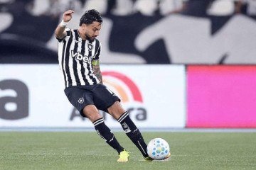 Jogador de 33 anos chegou ao Glorioso em 2024 - (crédito: Foto: Vitor Silva/Botafogo) Jogador de 33 anos chegou ao Glorioso em 2024 - (crédito: Foto: Vitor Silva/Botafogo)
