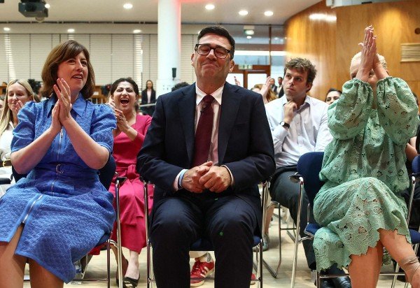 Henry Nicholls/AFP