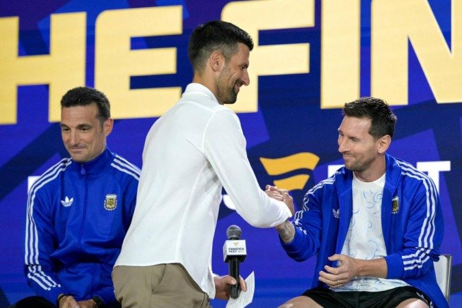 Messi foi entrevistado por astros do esporte. - (crédito: Juan Mabromata/AFP) Messi foi entrevistado por astros do esporte. - (crédito: Juan Mabromata/AFP)