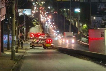 Acidente e perseguição no Anel Rodoviário - (crédito: Transcon/Divulgação) Acidente e perseguição no Anel Rodoviário - (crédito: Transcon/Divulgação)