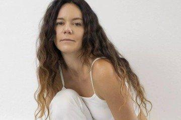 Atriz brasileira revela como trocou a psicologia pelos palcos - (crédito: Observatorio dos Famosos) Atriz brasileira revela como trocou a psicologia pelos palcos - (crédito: Observatorio dos Famosos)