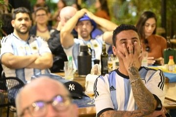 Torcida lamenta derrota da Argentina - (crédito: Carlos Vieira/CB/D.A.Press) Torcida lamenta derrota da Argentina - (crédito: Carlos Vieira/CB/D.A.Press)