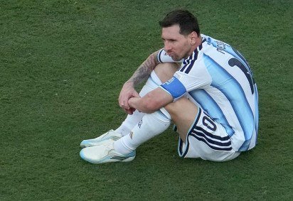  Os torcedores afirmam que arbitragem foi prejudicial &agrave; Argentina e pedem que partida seja anulada ou repetida 

       -  (crédito:  AFP)