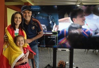 Erty acredita que n&atilde;o vai ter gol da Argentina. "Eu tenho dois motivos para torcer contra a Argentina hoje. O primeiro &eacute; que eu sou brasileiro e o segundo &eacute; que sou casado com uma espanhola" -  (crédito: Marcelo Ferreira/CB/D.A.Press) -Erty acredita que n&atilde;o vai ter gol da Argentina. "Eu tenho dois motivos para torcer contra a Argentina hoje. O primeiro &eacute; que eu sou brasileiro e o segundo &eacute; que sou casado com uma espanhola" -  (crédito: Marcelo Ferreira/CB/D.A.Press)