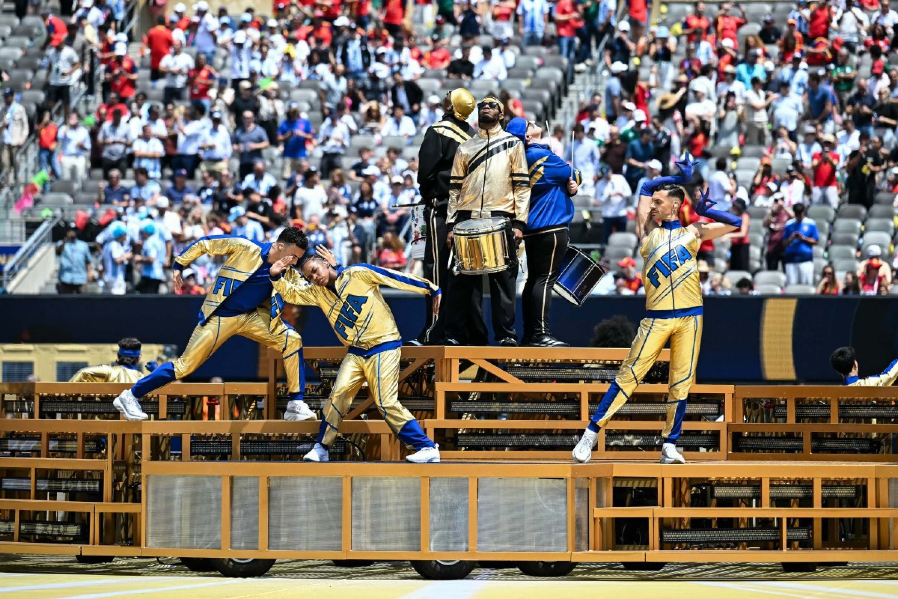 Artistas se apresentam antes da final da Copa do Mundo de 2026 entre Espanha e Argentina, no est&aacute;dio de Nova York/Nova Jersey, em East Rutherford, em 19 de julho de 2026      