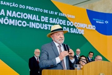 Lula tem alta taxa de desaprovação mas lidera intenção
- (crédito: Foto: Ricardo Stuckert ) Lula tem alta taxa de desaprovação mas lidera intenção
- (crédito: Foto: Ricardo Stuckert )