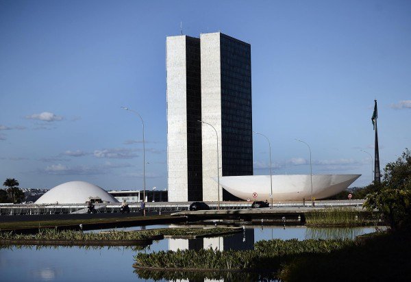 O alto índice de tentativa de reeleição também reflete o foco de grandes partidos em manter representantes no Congresso -  (crédito: Minervino Júnior/CB/D.A.Press)