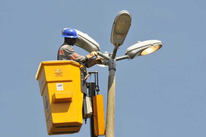 A comunidade poderá resolver demandas relacionadas à parcelamentos de débitos, troca de titularidade, solicitação de ligação nova e pedidos de ressarcimento por danos elétricos - (crédito: Divulgação) A comunidade poderá resolver demandas relacionadas à parcelamentos de débitos, troca de titularidade, solicitação de ligação nova e pedidos de ressarcimento por danos elétricos - (crédito: Divulgação)