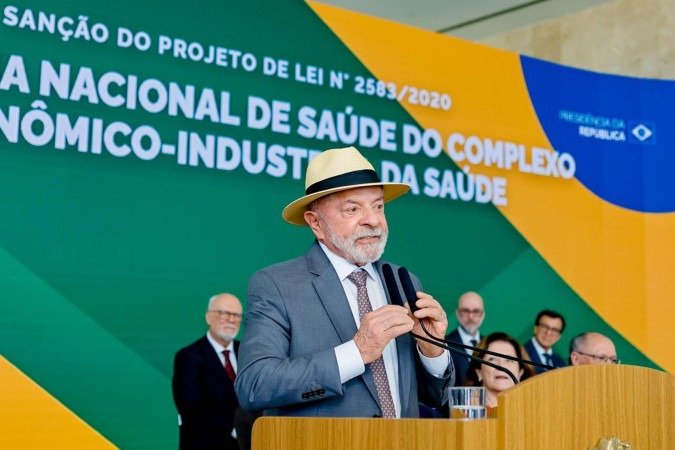 20.07.2026 - Presidente da Rep..blica, Luiz In..cio Lula da Silva, durante San....o do Projeto de Lei n.. 2.583, de 2020, que cria a Estrat..gia Nacional de Sa..de do Complexo Econ..mico-Industrial da Sa..de (ENSCEIS), no Pal..cio do Planalto, Bras..lia - DF..Foto: Ricardo Stuckert
- (crédito: Foto: Ricardo Stuckert ) 20.07.2026 - Presidente da Rep..blica, Luiz In..cio Lula da Silva, durante San....o do Projeto de Lei n.. 2.583, de 2020, que cria a Estrat..gia Nacional de Sa..de do Complexo Econ..mico-Industrial da Sa..de (ENSCEIS), no Pal..cio do Planalto, Bras..lia - DF..Foto: Ricardo Stuckert
- (crédito: Foto: Ricardo Stuckert )