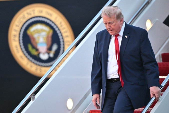 Trump recorreu a uma disposição legal pouco conhecida para impor as tarifas: a Seção 338 da Lei Tarifária de 1930 - (crédito: Mandel Ngan/AFP) Trump recorreu a uma disposição legal pouco conhecida para impor as tarifas: a Seção 338 da Lei Tarifária de 1930 - (crédito: Mandel Ngan/AFP)