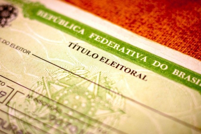 Voto em trânsito: saiba como pedir para votar em outra cidade a partir desta segunda-feira - (crédito: BBC Geral) Voto em trânsito: saiba como pedir para votar em outra cidade a partir desta segunda-feira - (crédito: BBC Geral)