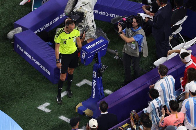 Brasil é o primeiro país da América do Sul a adotar o impedimento semiautomático - (crédito: Luke Hales / GETTY IMAGES NORTH AMERICA / Getty Images via AFP) ) Brasil é o primeiro país da América do Sul a adotar o impedimento semiautomático - (crédito: Luke Hales / GETTY IMAGES NORTH AMERICA / Getty Images via AFP) )
