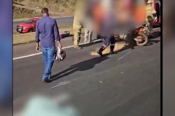 A mulher morreu ainda no local. O piloto foi encaminhado ao hospital -  (crédito: Material cedido ao Correio)