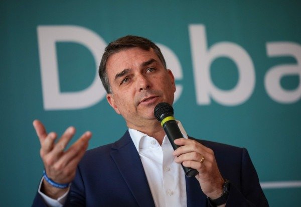 Declarações do senador Flávio Bolsonaro sobre as urnas eletrônicas foram desmentidas pelo TSE  -  (crédito: Raul Spinassé)