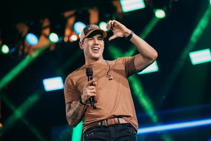Zé Vaqueiro se apresenta no Na Praia Festival nesta sexta-feira (24/7) - (crédito: Divulgação) Zé Vaqueiro se apresenta no Na Praia Festival nesta sexta-feira (24/7) - (crédito: Divulgação)