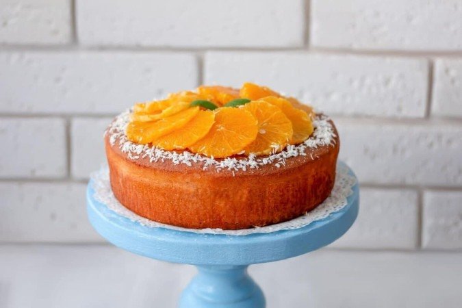 Bolo de laranja com coco (Imagem: Dementieva Iryna | Shutterstock) - (crédito: EdiCase) Bolo de laranja com coco (Imagem: Dementieva Iryna | Shutterstock) - (crédito: EdiCase)