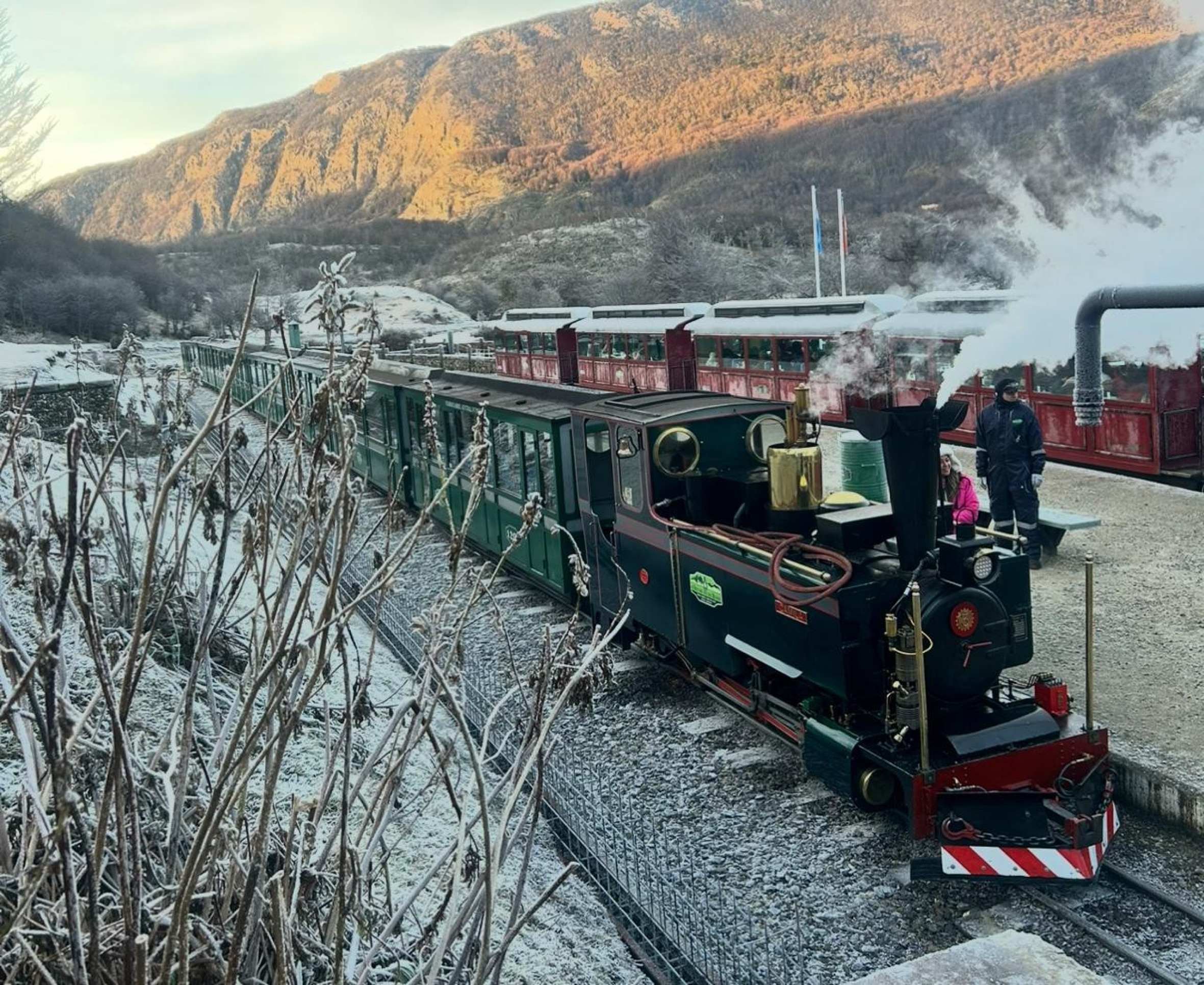 Conforto e nostalgia a bordo dos vag&otilde;es do Trem do Fim do Mundo