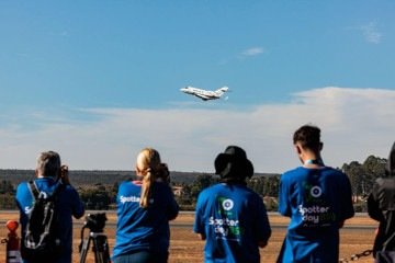 Evento leva o p&uacute;blico para uma manh&atilde; de fotos a poucos metros de uma das pistas de pousos e decolagens do terminal brasiliense -  (crédito: Divulga&ccedil;&atilde;o: Infram&eacute;rica)