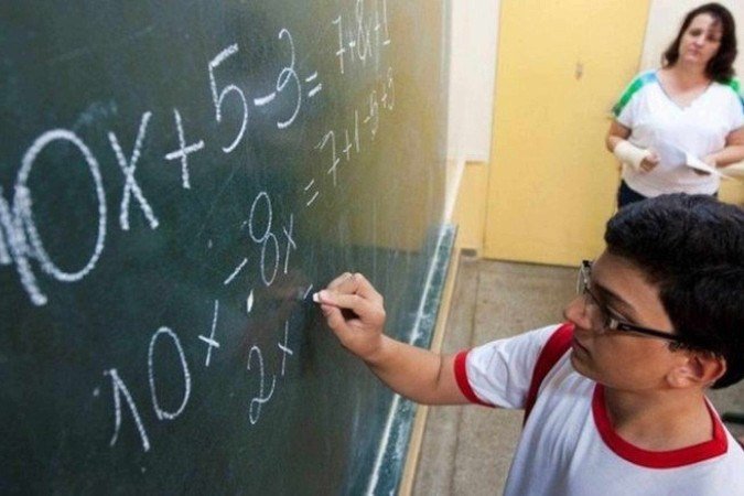 IAs de empresas chinesas gabaritam a Olimpíada Internacional de Matemática e alcançam feito histórico - (crédito: Arquivo/Agência Brasil) IAs de empresas chinesas gabaritam a Olimpíada Internacional de Matemática e alcançam feito histórico - (crédito: Arquivo/Agência Brasil)