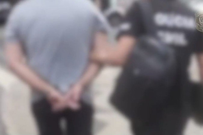 Os três investigados foram presos simultaneamente nas cidades Carapicuíba e Riviera de São Lourenço, no litoral paulista
- (crédito: Divulgação: PCDF) Os três investigados foram presos simultaneamente nas cidades Carapicuíba e Riviera de São Lourenço, no litoral paulista
- (crédito: Divulgação: PCDF)