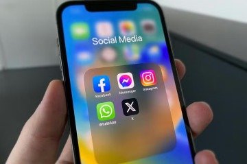 Ícones do Facebook, Messenger, Instagram, WhatsApp e X
- (crédito: Julian Christ/Unsplash) Ícones do Facebook, Messenger, Instagram, WhatsApp e X
- (crédito: Julian Christ/Unsplash)
