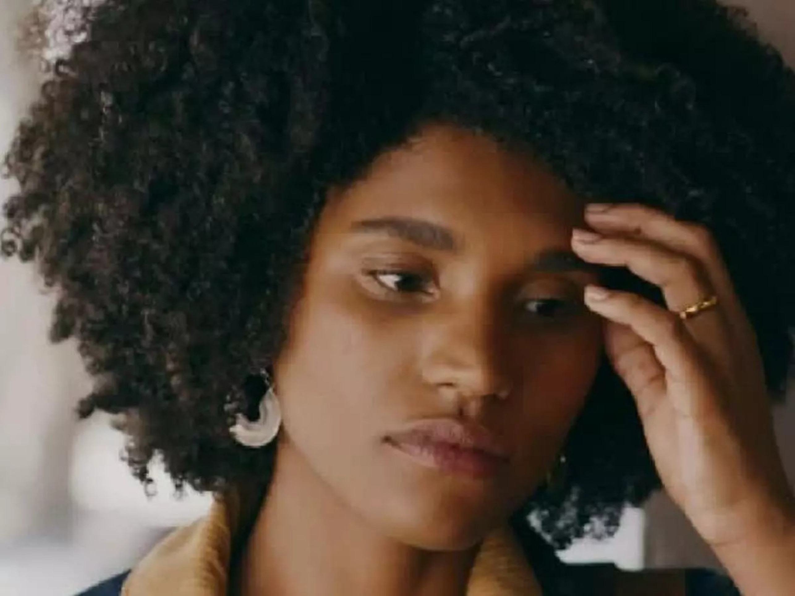 Atriz de 'Quem Ama Cuida' desabafa sobre abuso: 