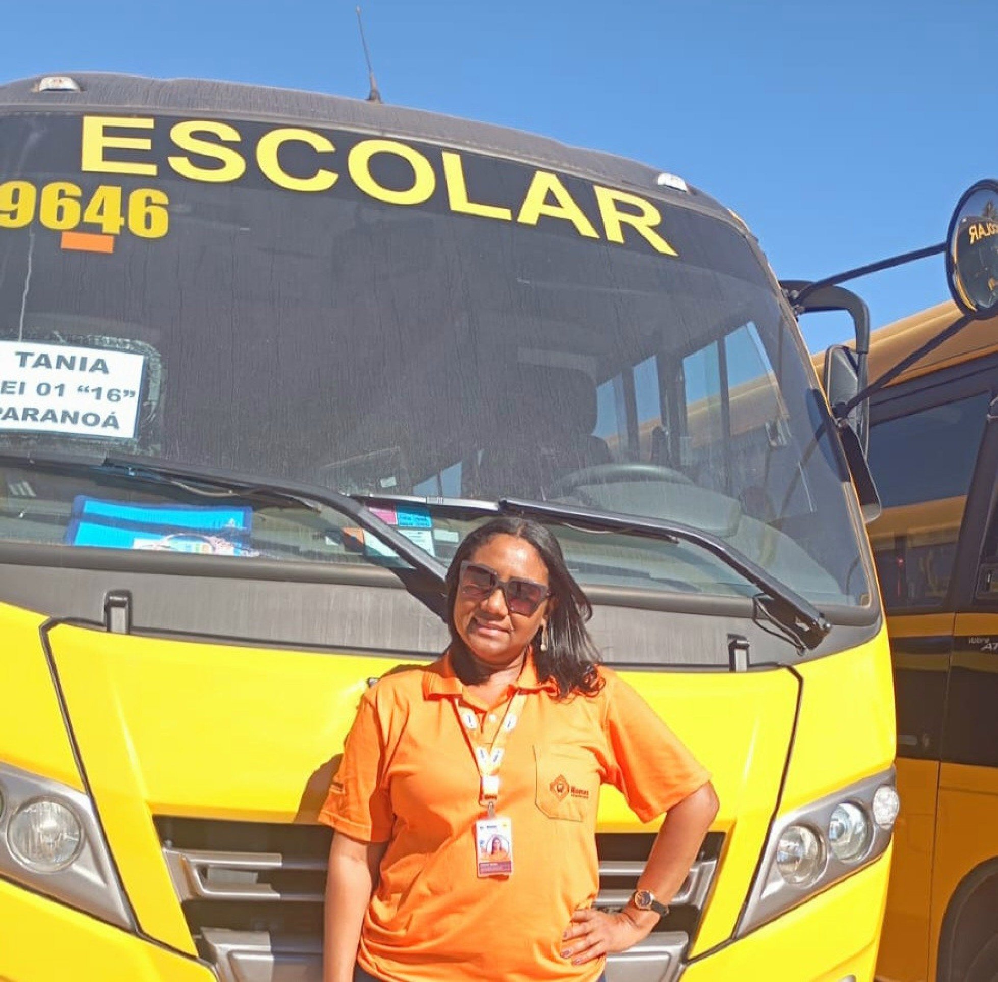 Sarah Efig&ecirc;ncia passou a atuar como motorista de transporte escolar ap&oacute;s fazer curso do Detran